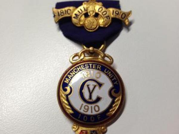 Owner of Manchester Unity medal urged to contact Police