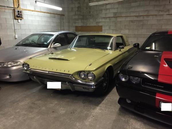 1964 Ford Thunderbird