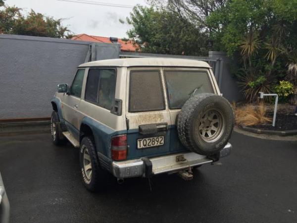 Nissan Patrol 4x4,registration TQ289