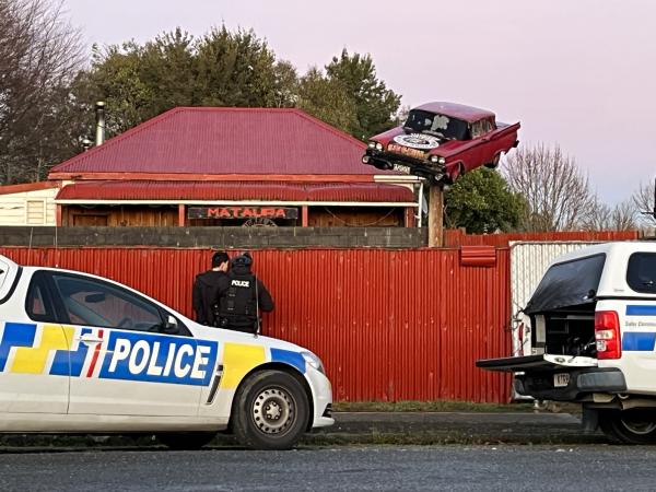 Warrants executed, Southland 